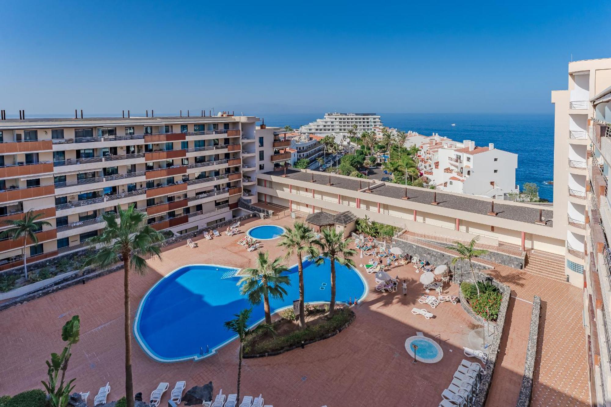 Hermitage Homes Blg Puerto de Santiago  Bagian luar foto