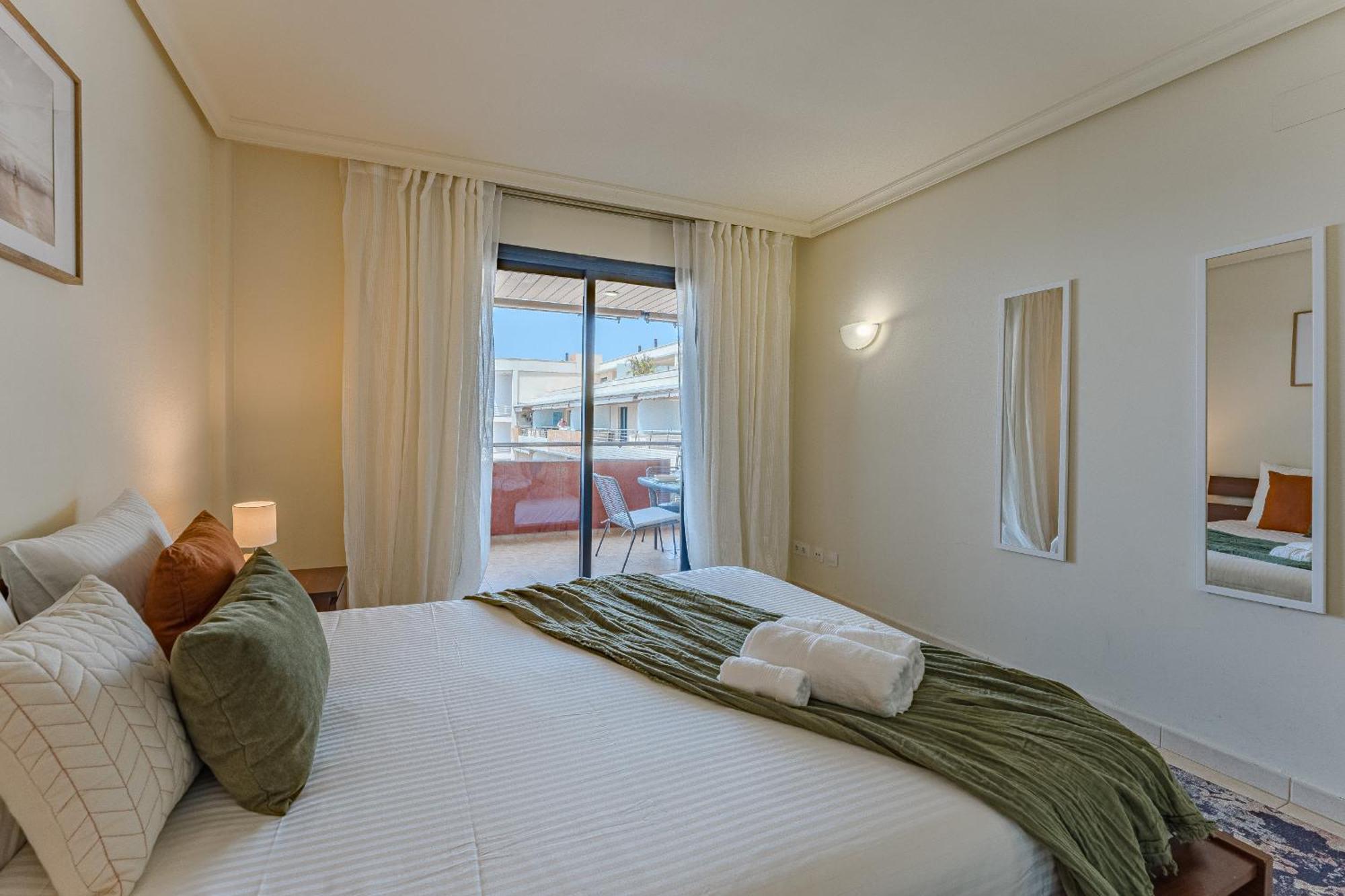 Hermitage Homes Blg Puerto de Santiago  Bagian luar foto