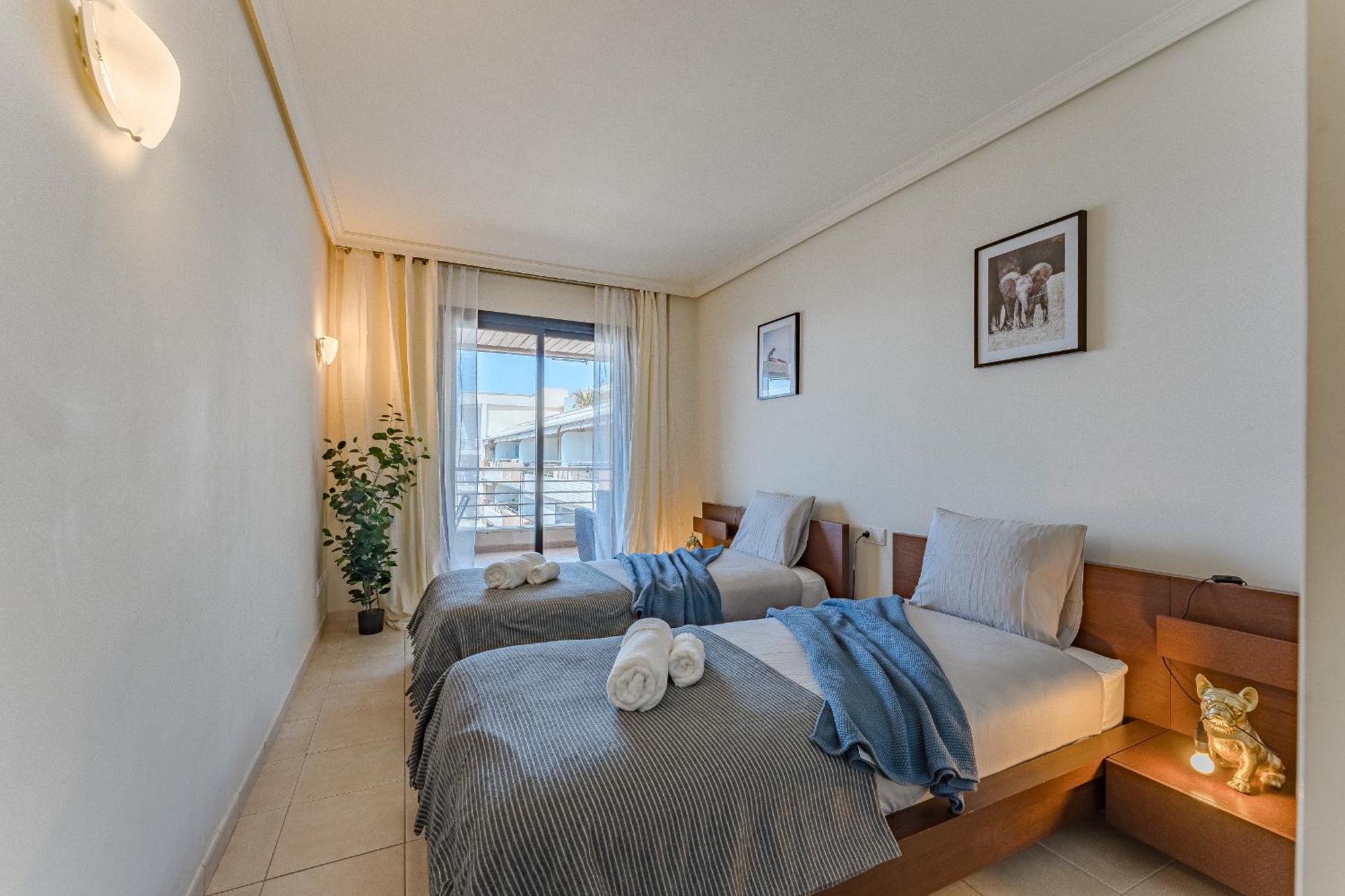Hermitage Homes Blg Puerto de Santiago  Bagian luar foto